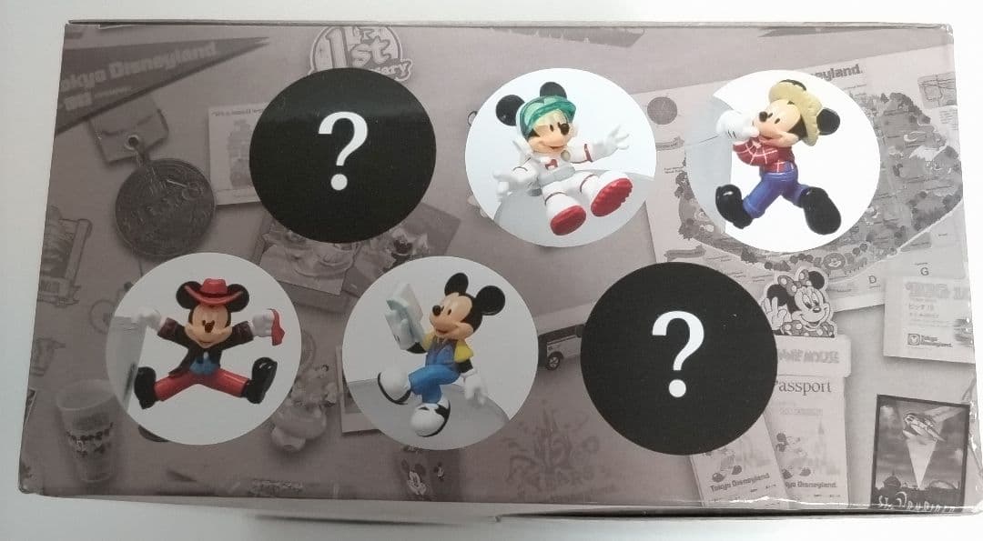 東京ディズニーリゾート　プチフィギュアコレクション２種類