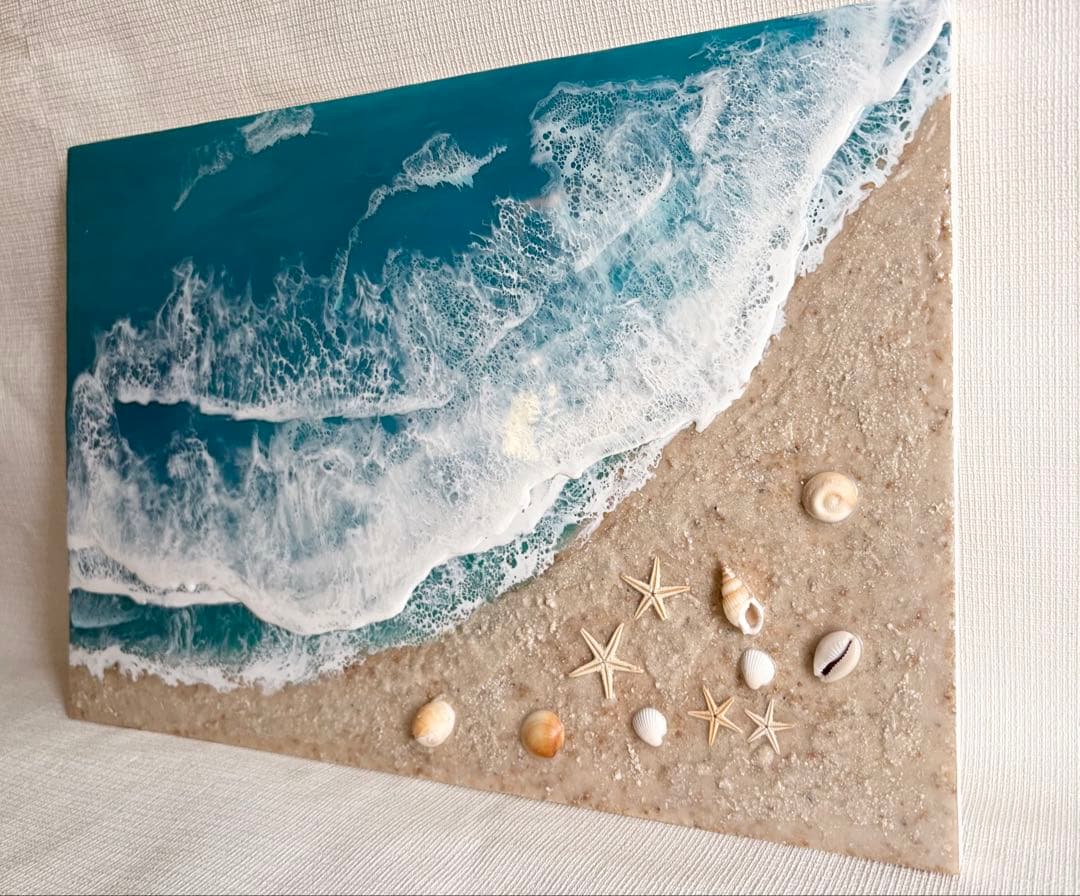 オーシャンアート縦30㎝横45㎝ターコイズブルー　パラオ産サンゴ砂　壁掛け金具付