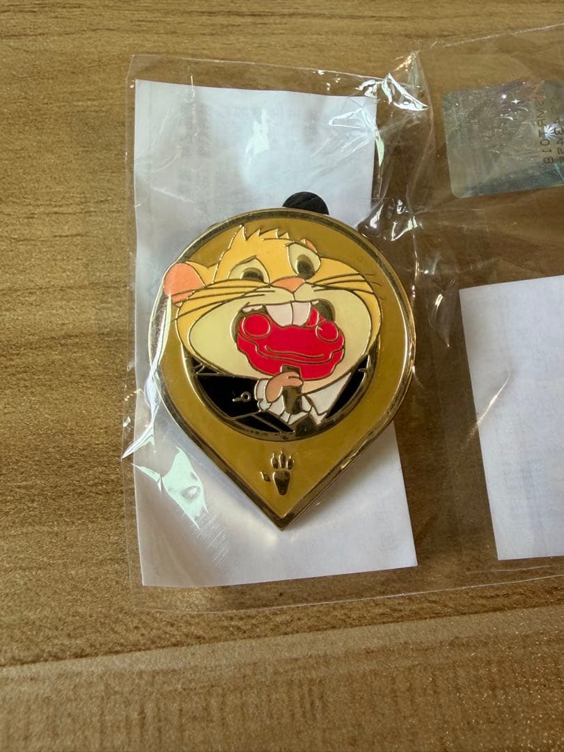 海外限定 上海 ディズニー ズートピア　ピンバッチ セート ジュディ