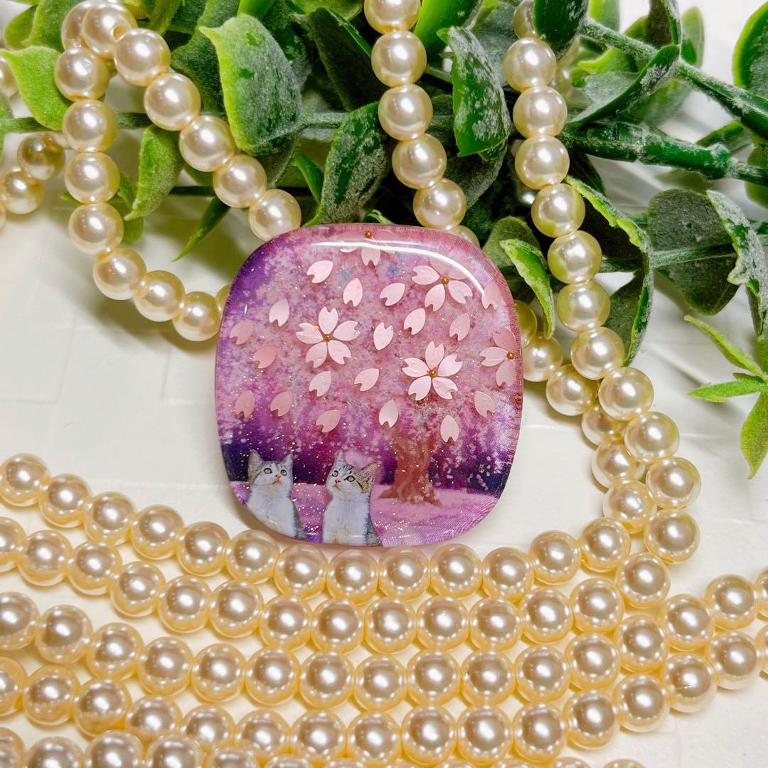 akkokun様お取置きです。レジンヘアゴム 満開の夜桜と猫ちゃんNo.882