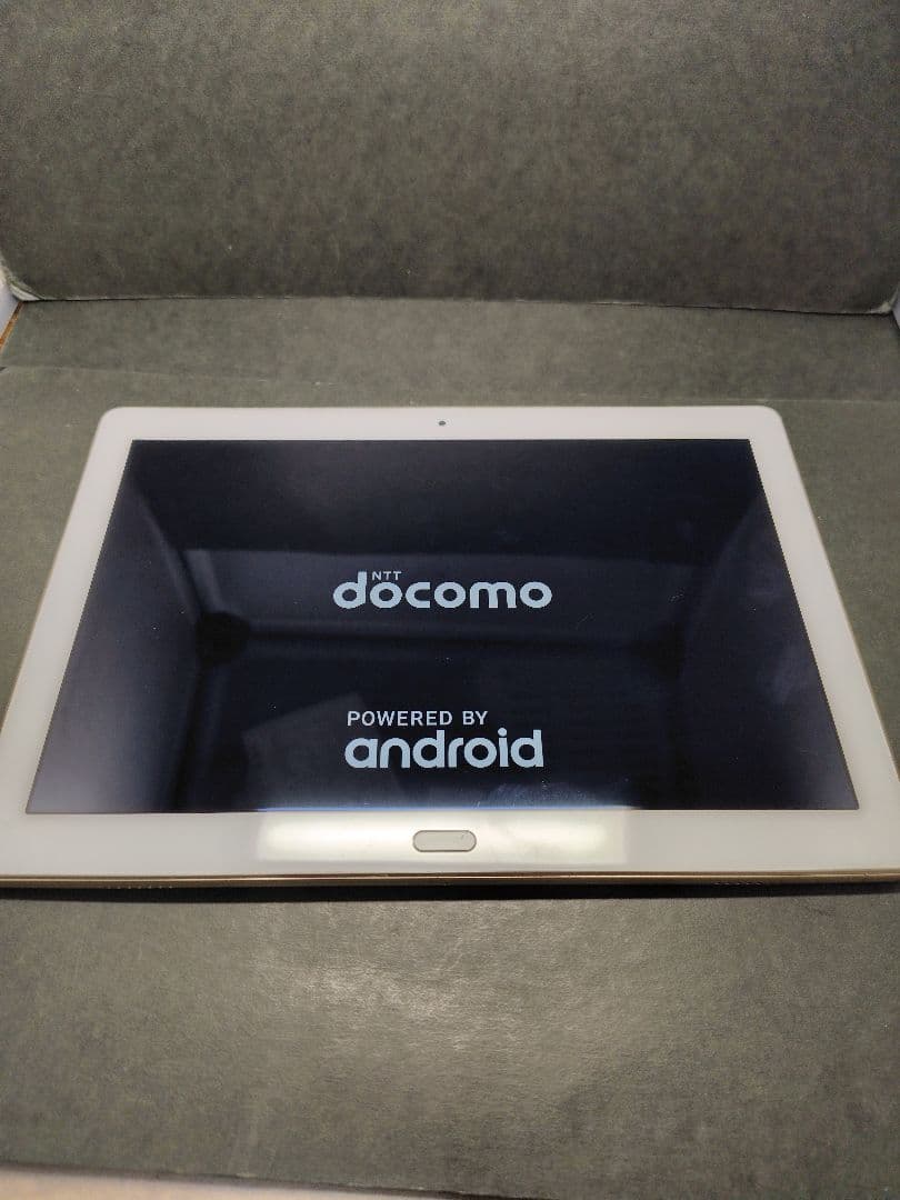 d tab 大画面 Androidタブレット本体　SIMフリー　バッテリー良好