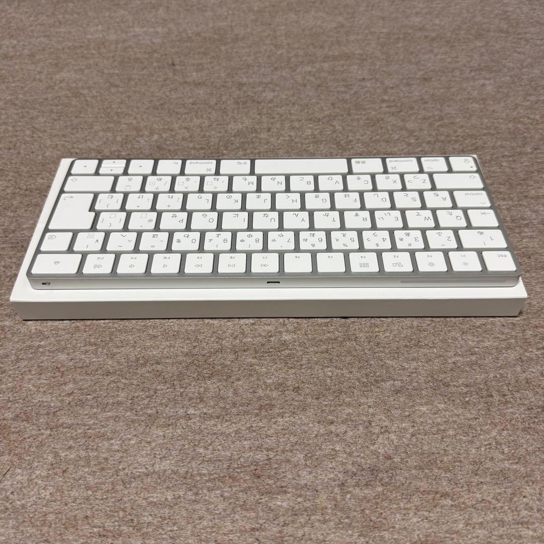 Apple Magic Keyboard 日本語JIS（充電式）ケース付
