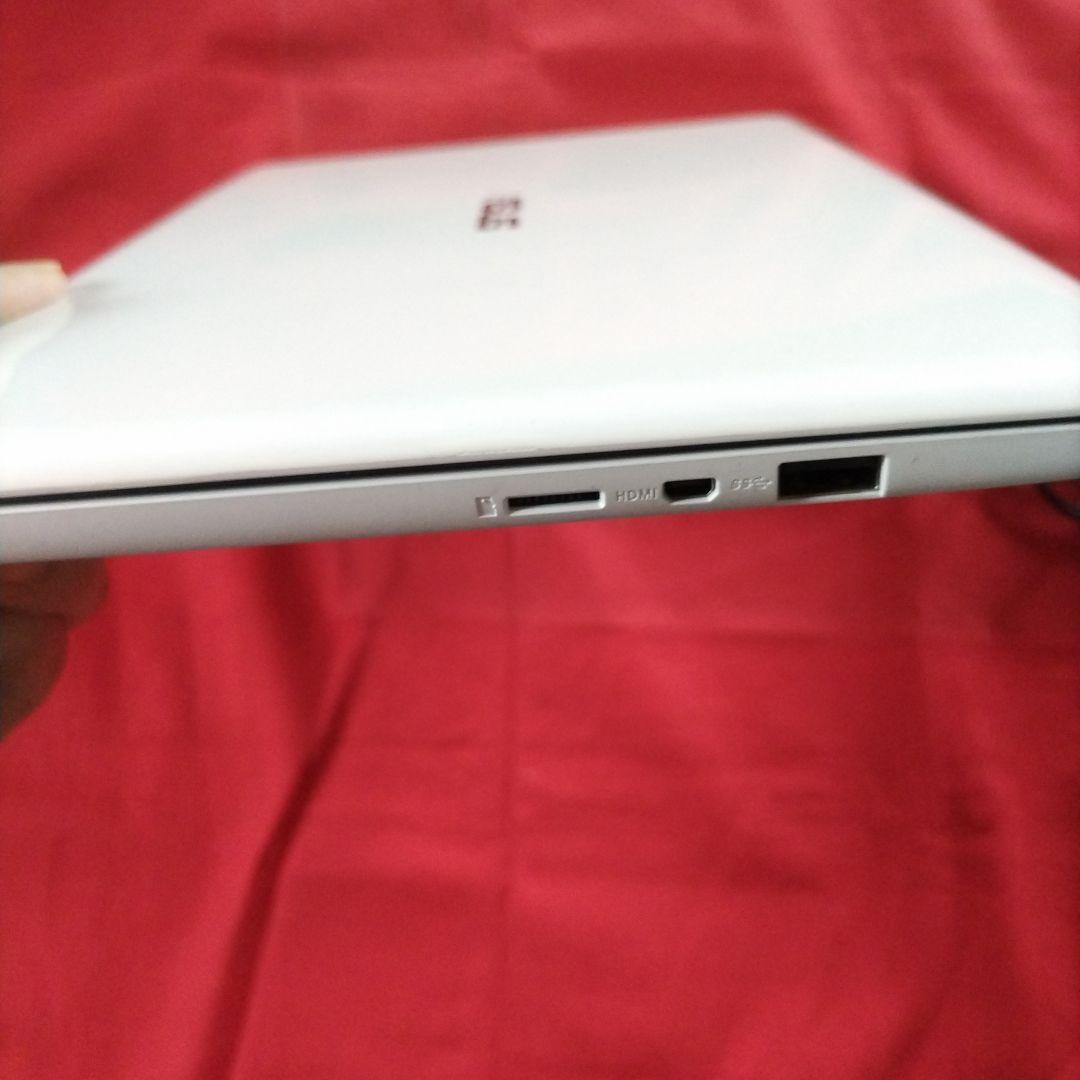 ASUS ノートPC ホワイトE-200HA 日本語キーボード美品