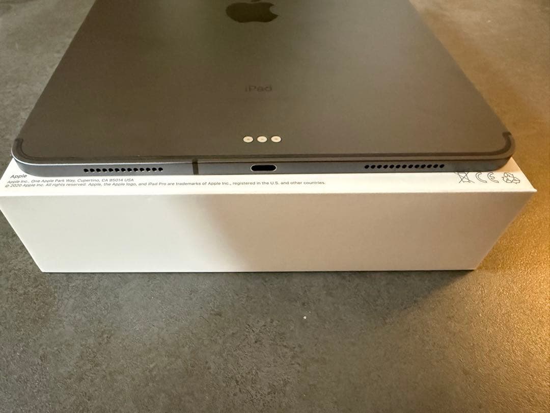 iPad Pro (第2世代) Wi-Fi + Cellular 128GB 他