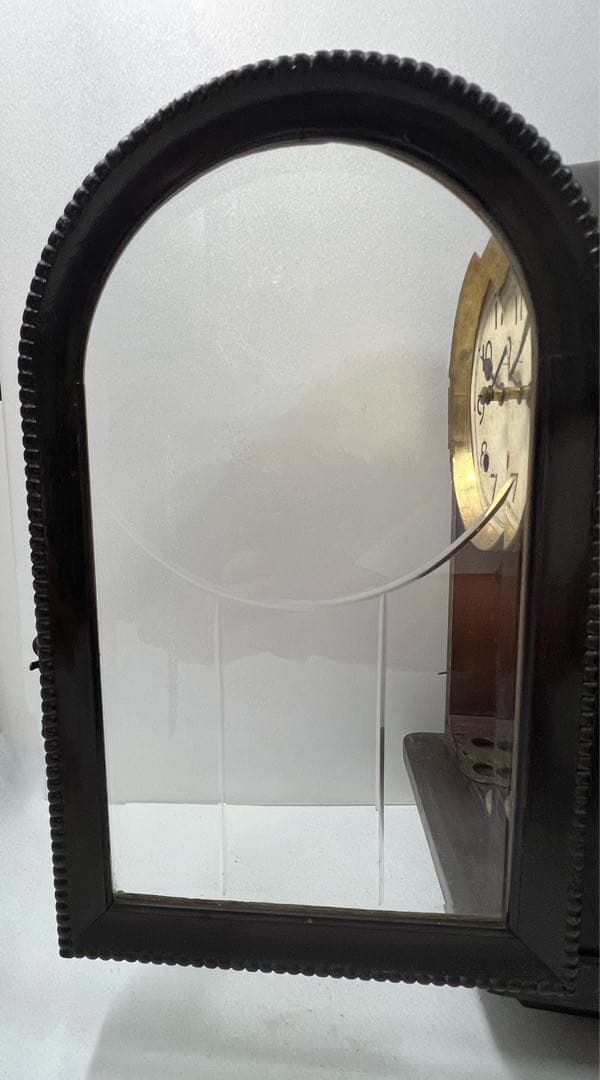 アンティーク　クラッシック　昭和　振り子時計 ボーン、ボーンといい音が響きます