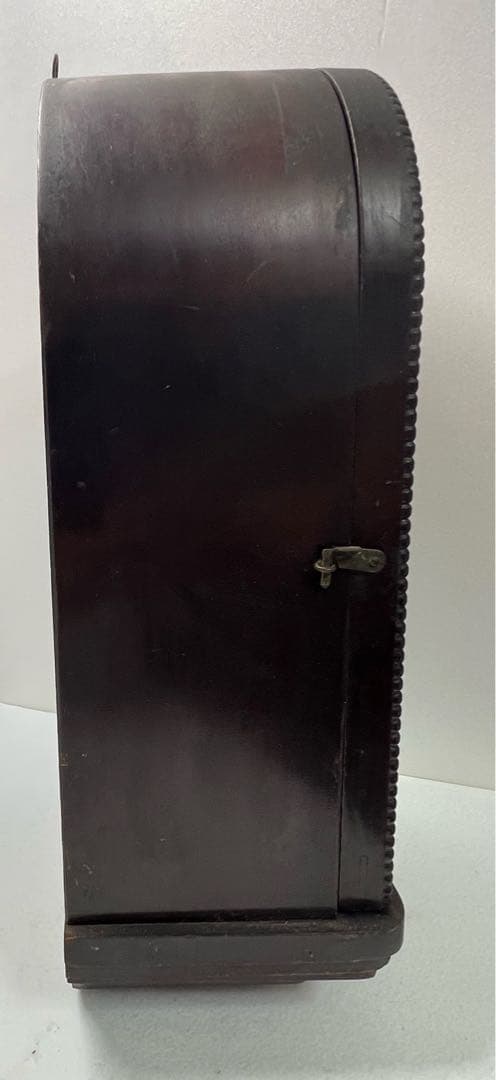 アンティーク　クラッシック　昭和　振り子時計 ボーン、ボーンといい音が響きます