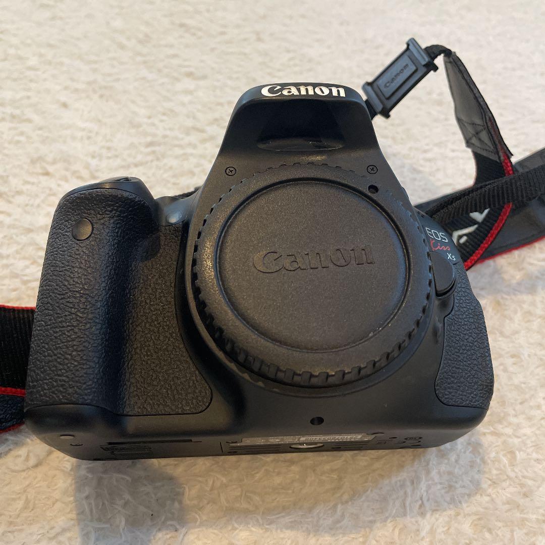 Canon EOS KISS X5 / ミラーレス一眼
