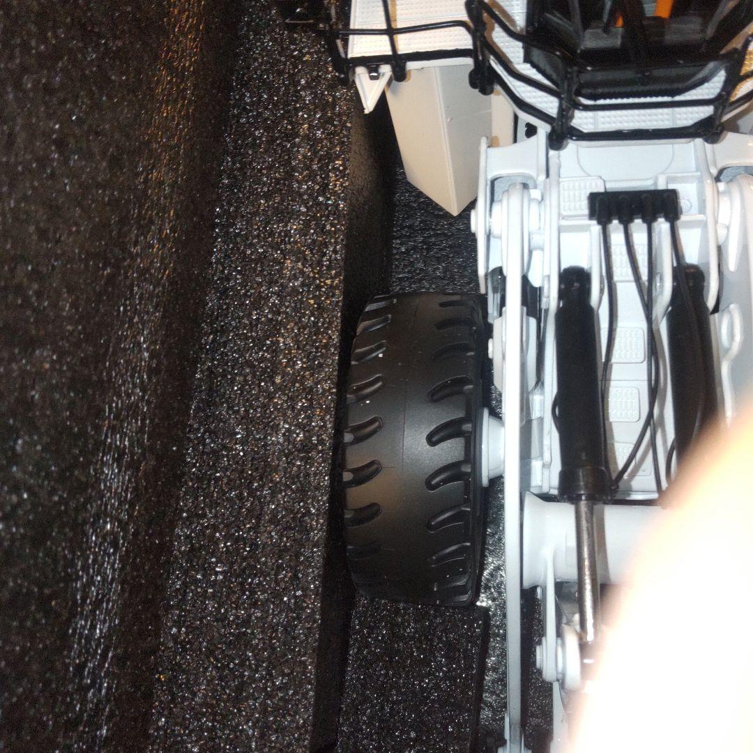 キャタピラー建機　CAT 994K WHEEL LOADER