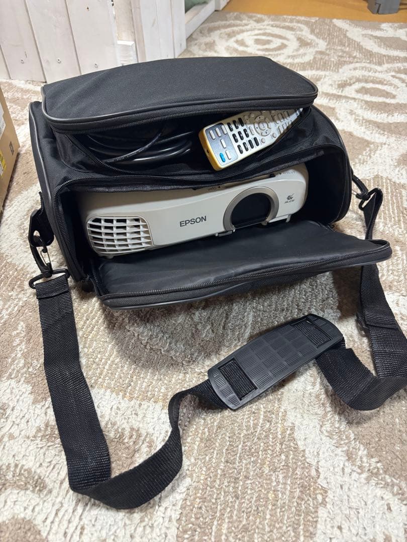 EPSON EH-TW5200 ランプ点灯時間90h