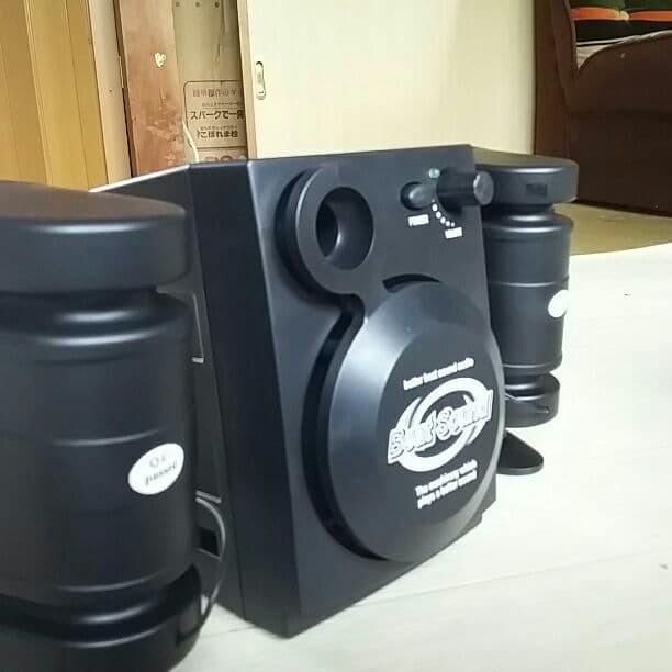 ツイストスピーカー