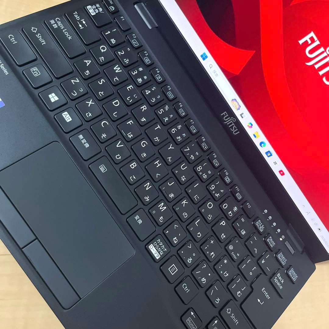 FUJITSU Core i7 11Gen 2021年製 ノートパソコン