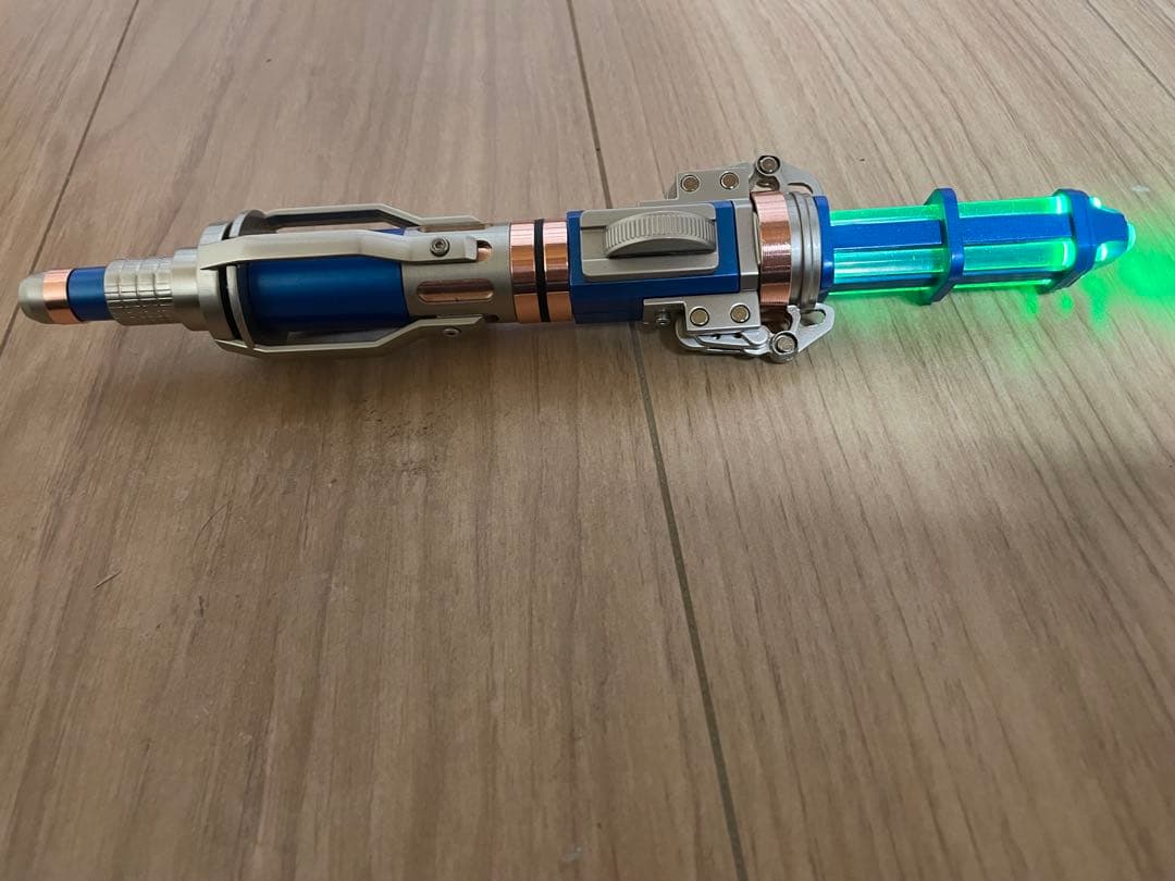 NAWYA製12代目ドクター・フー ソニック・スクリュードライバー レプリカ