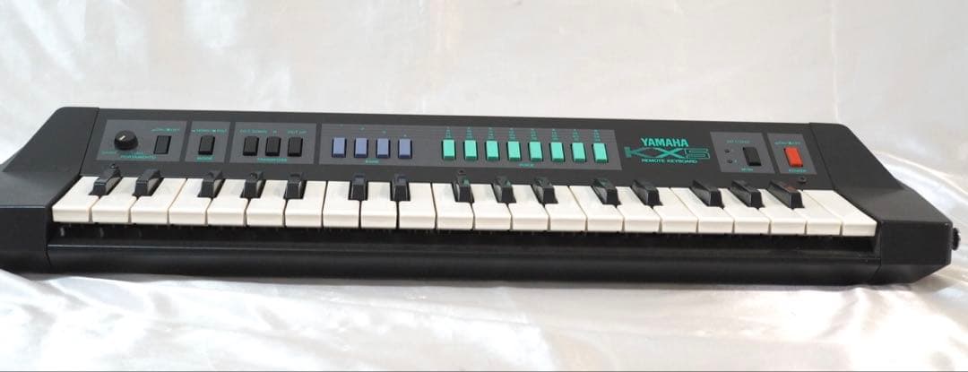 【希少・動作品】YAMAHA KX5 シンセサイザー ブラック ケース付き