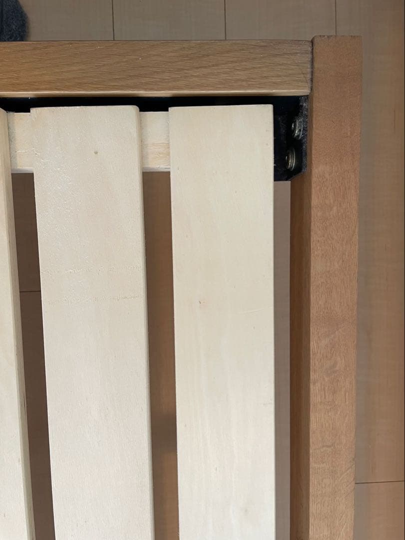 ノーウェアライクホーム　ユニック　ベッドフレーム　シングル　スノコベッド 無垢材