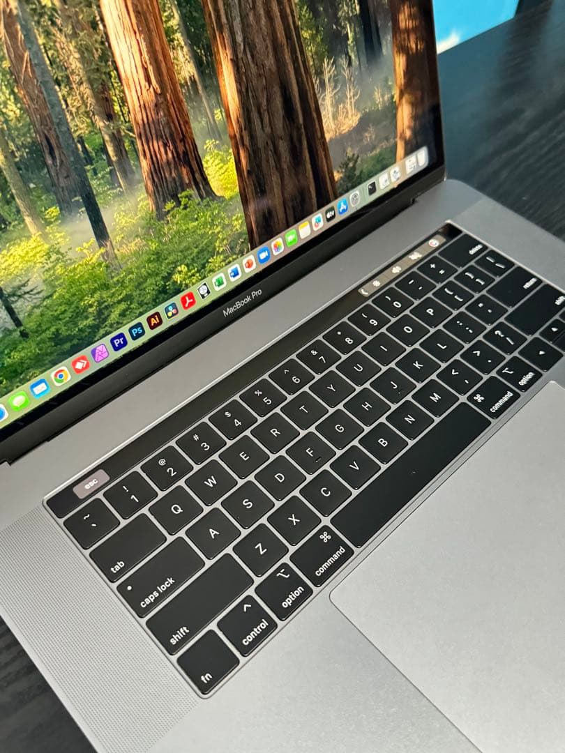 美品 MacBook Pro 16インチ i9 32/1TB USキーボード