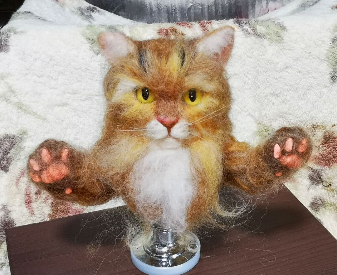 羊毛フェルト 猫・ミニバスト
