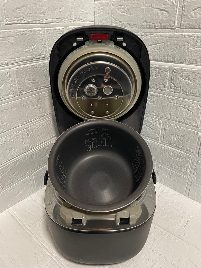 パナソニックIH炊飯器5.5￼合 SR-￼MPA102 2023年製