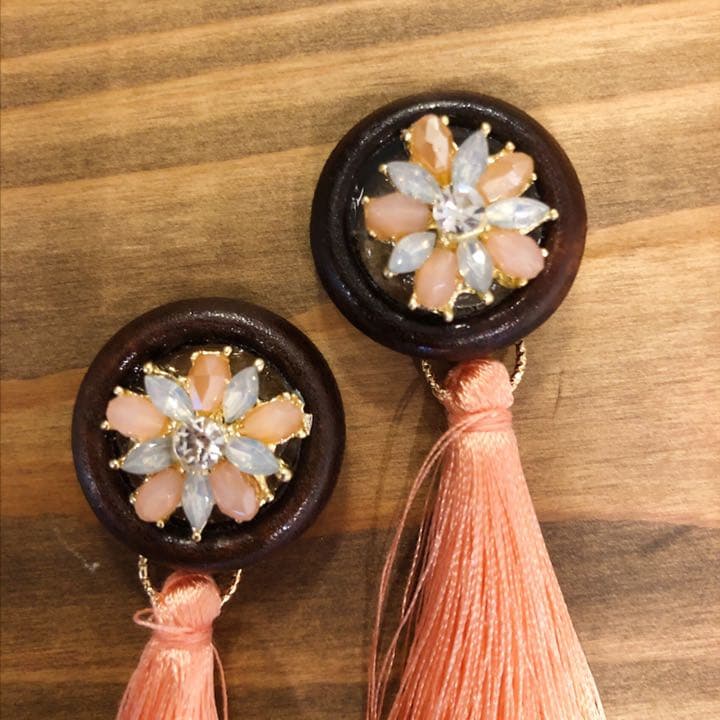 ネイティブ系♡キラキラ高品質ビジューのロングタッセルピアス／イヤリング