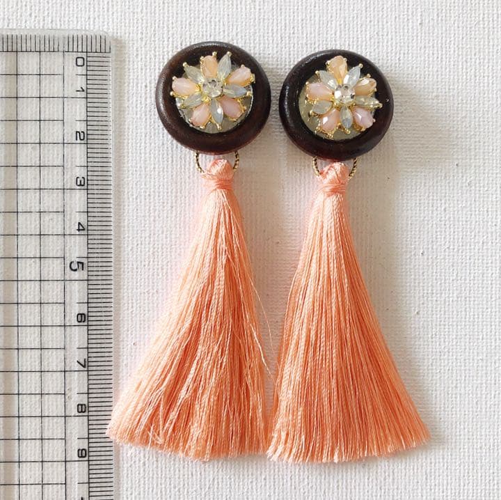 ネイティブ系♡キラキラ高品質ビジューのロングタッセルピアス／イヤリング