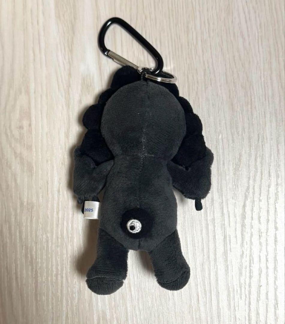 大阪関西万博会場限定 黒ミャクミャク ぬいぐるみ カラビナ　立ちバージョン