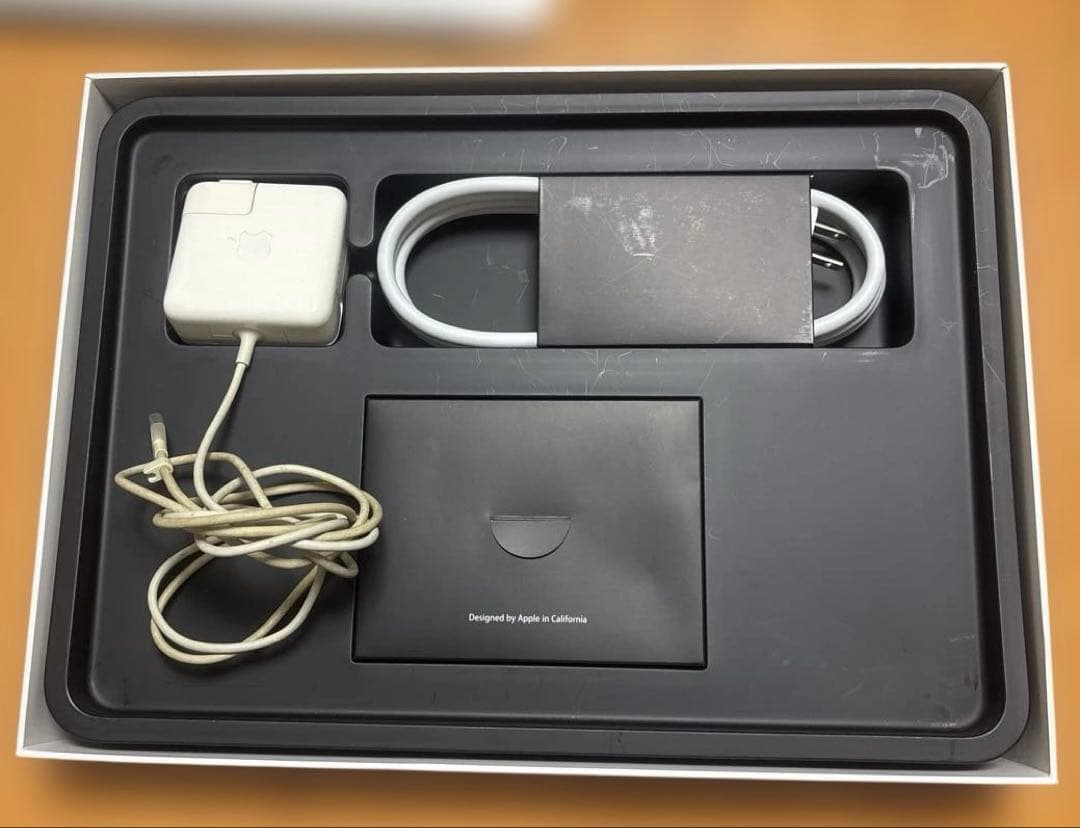 MacBook本体 MacBook Air (13-inch, Early 2014) 128GB