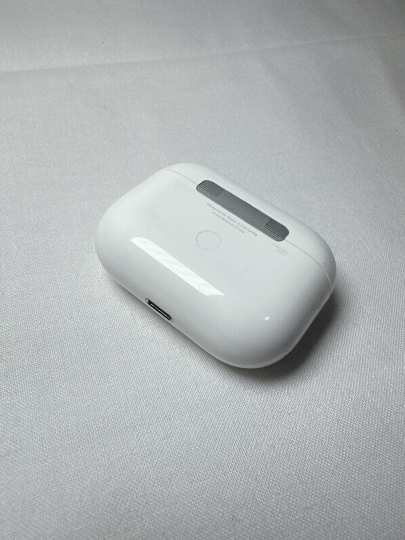 【完動品】アップル　AirPodsプロ第1世代　ブリーフィングケースおまけ