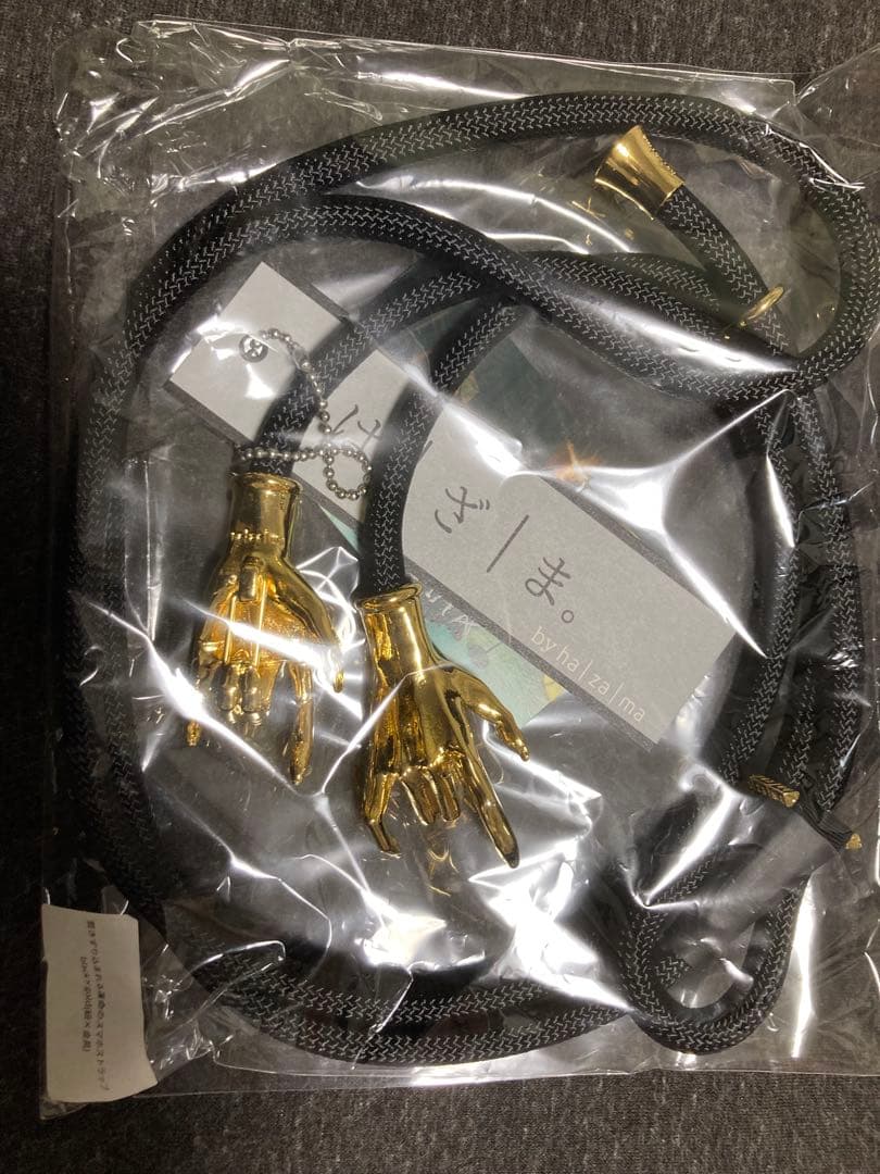 ハザマ　ha | za | ma 惹きずり込まれる運命のスマホストラップ