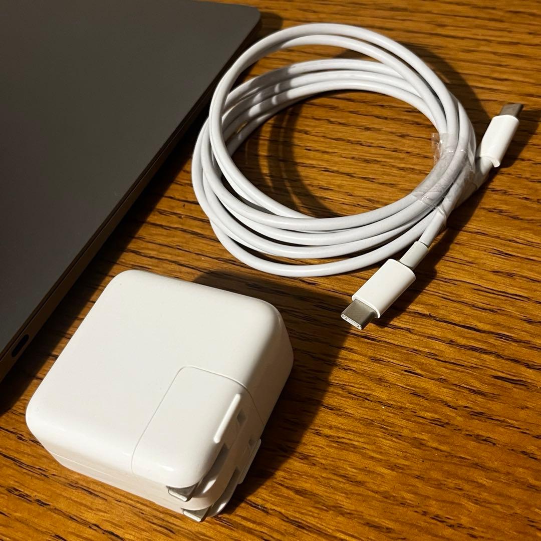 バッテリー100% MacBook Air 2020 M1 8GB 13.3