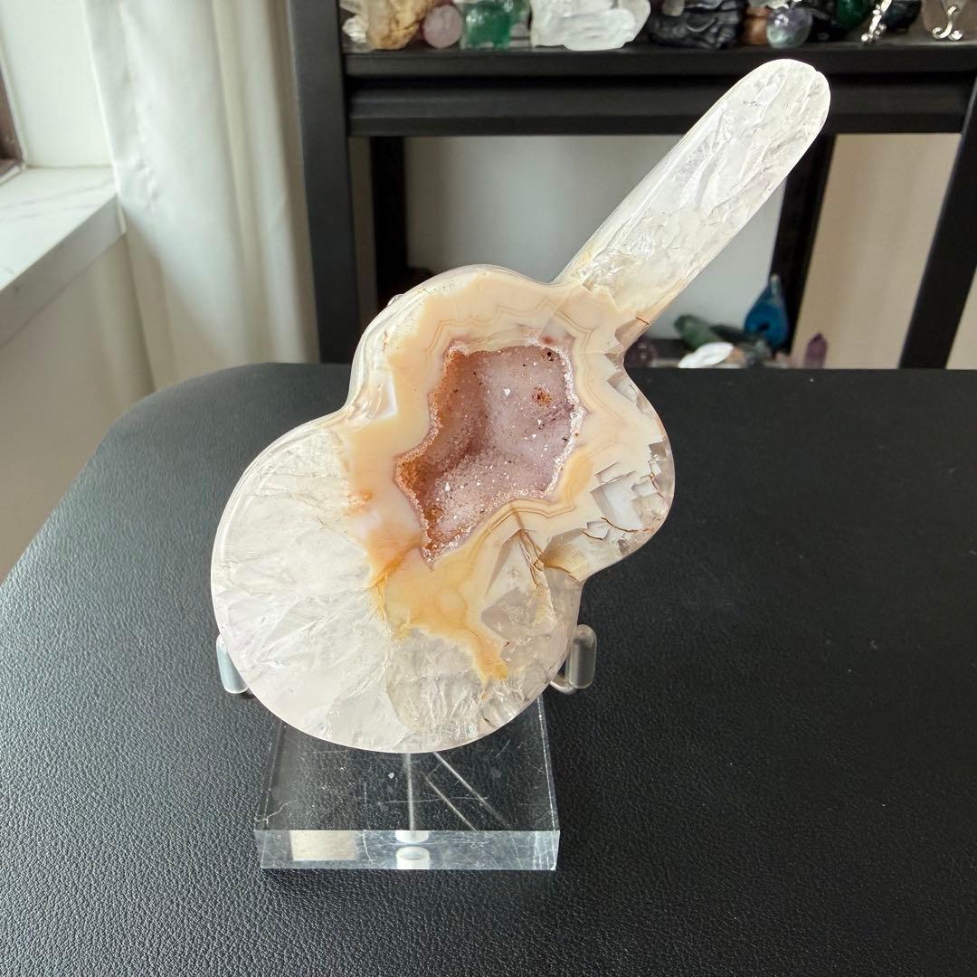 天然石水晶共生瑪瑙のギター　置物NO.030210