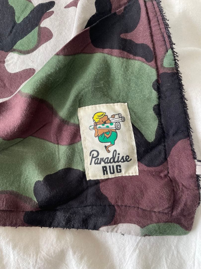 Paradise Rug 迷彩柄ブランケット