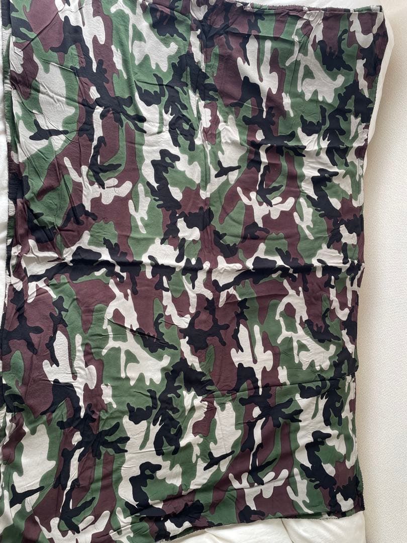 Paradise Rug 迷彩柄ブランケット