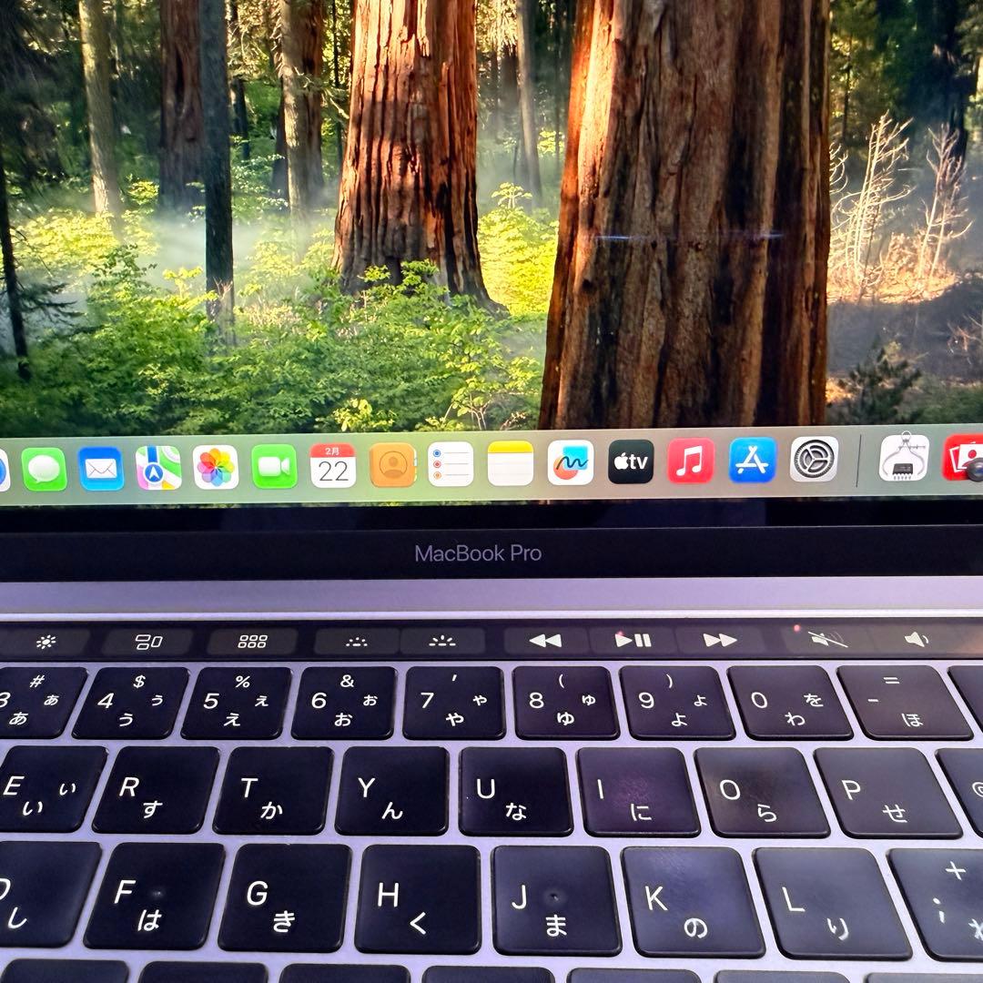 MacBookPro 2019モデル i5 TouchBar搭載 極美品
