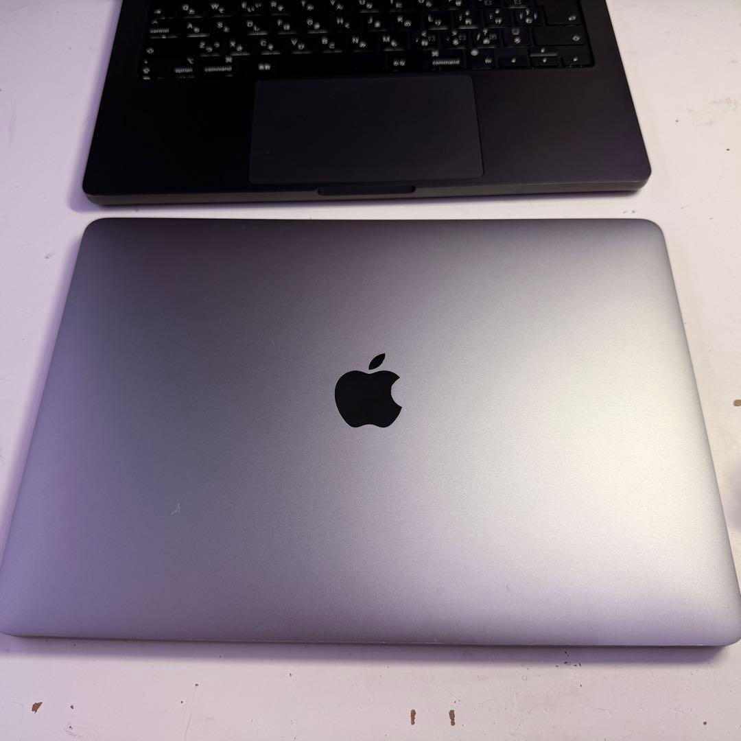 MacBookPro 2019モデル i5 TouchBar搭載 極美品