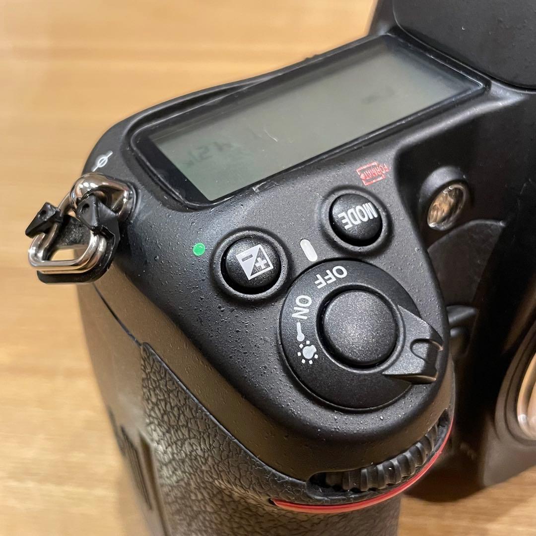 美品　Nikon D300S　AF-S 18-105 3.5-5.6レンズ付き