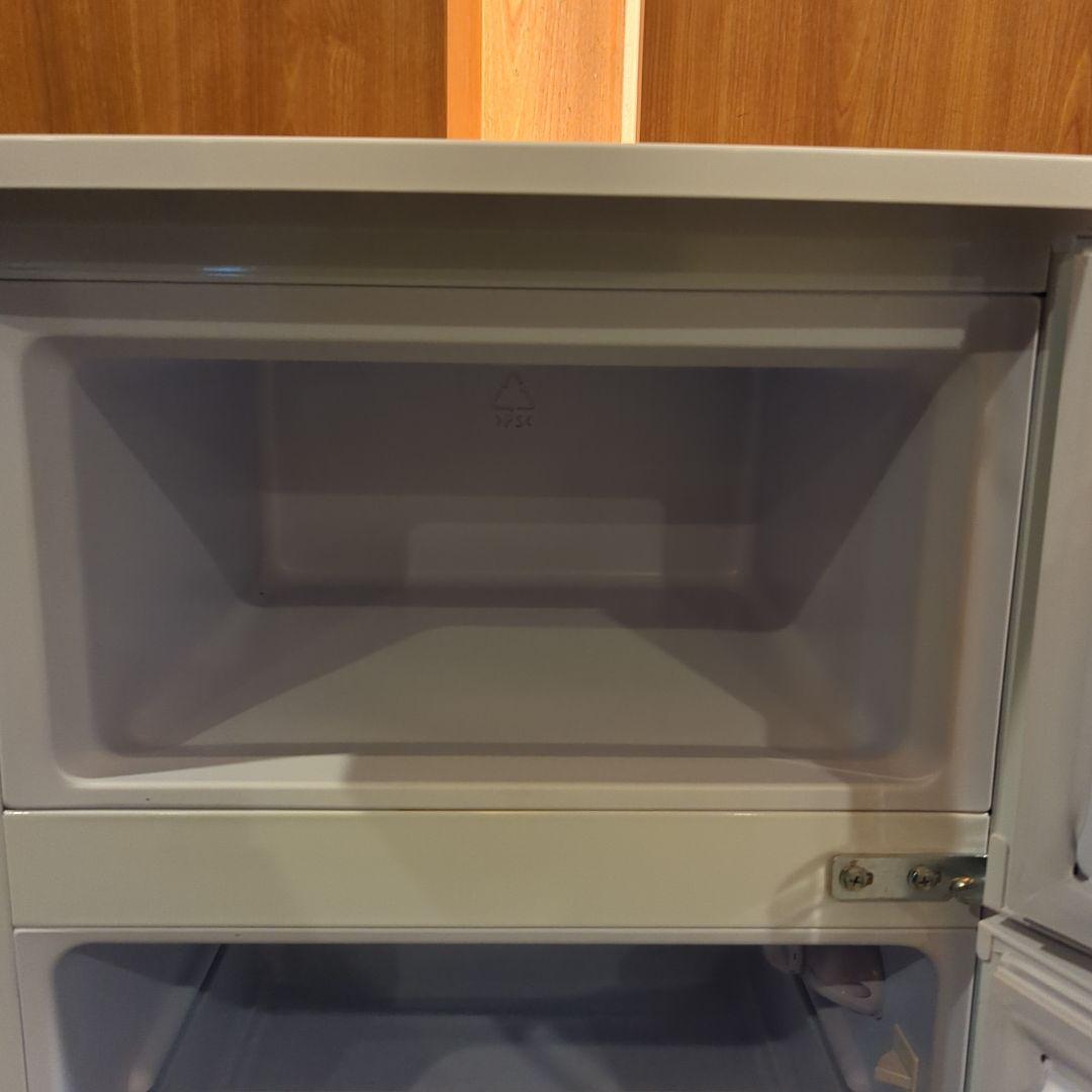 お値引き可！2021年製(東京23区のみ送料と設置無料！)冷蔵庫