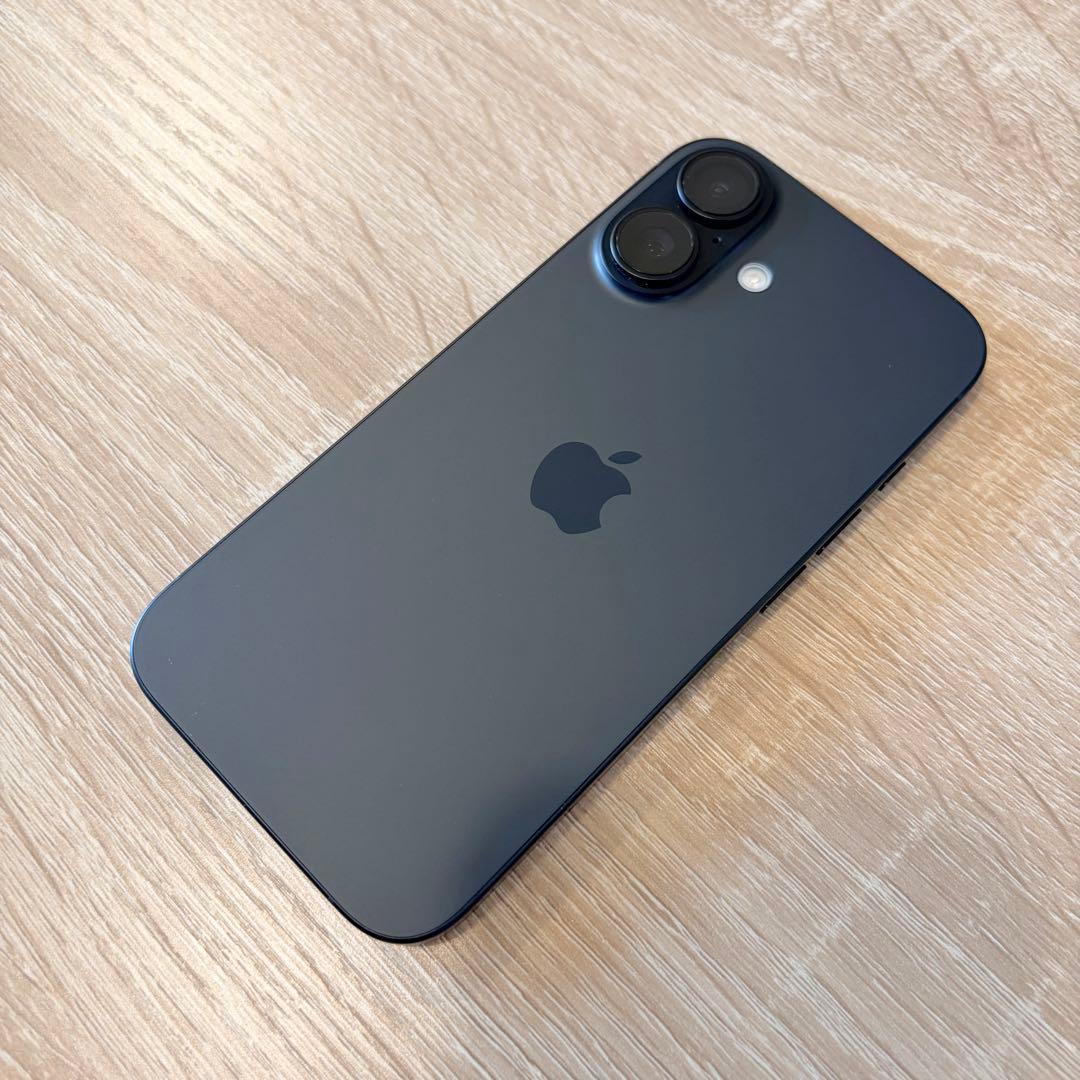 iPhone 16 128GB SIMフリー バッテリー最大容量 100%