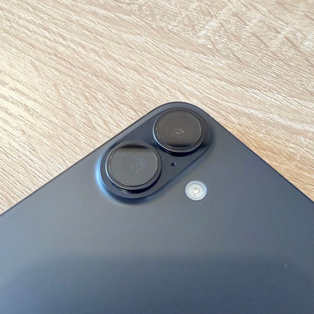 iPhone 16 128GB SIMフリー バッテリー最大容量 100%
