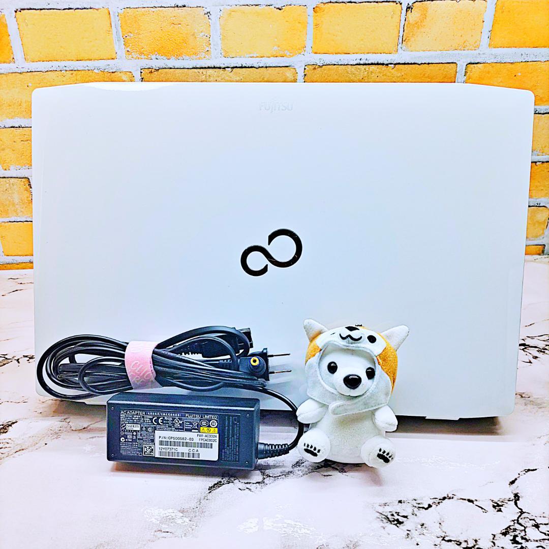 タッチパネルノートパソコン❤️爆速SSD❤️メモリ8G✨高性能i7☘️ハイスぺ