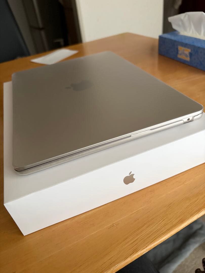 13インチMacBook Air M4 16GB 256GB ケース等付属