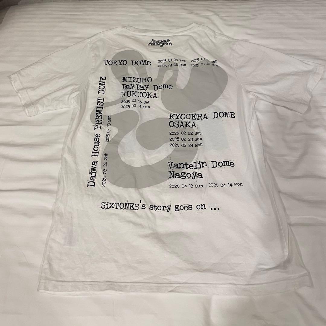 SixTONES YOUNG OLD Tシャツ