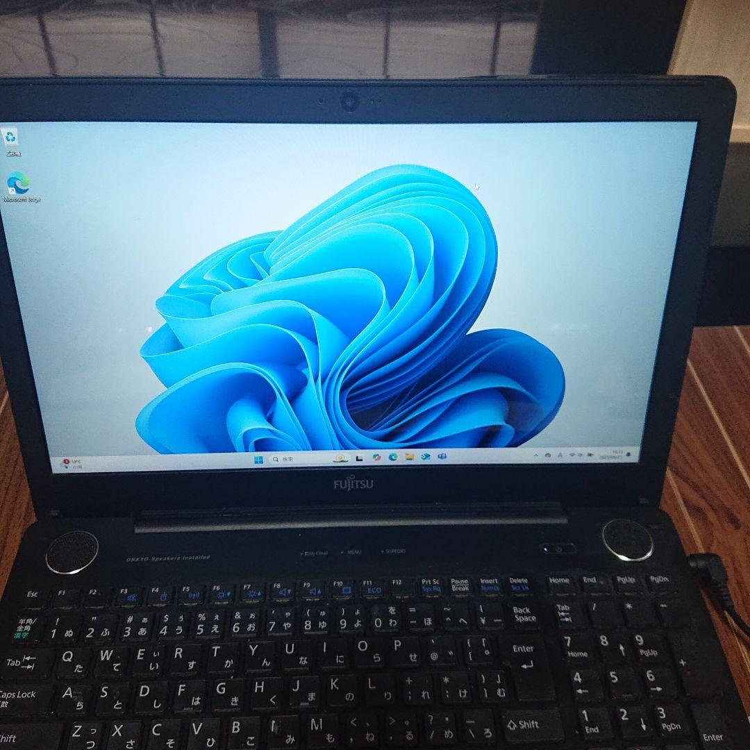 富士通 LIFEBOOK AH53/X メモリ8GB SSD