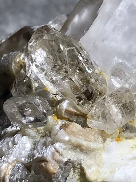 鉱物原石　トパーズonクォーツ原石　鉱物標本