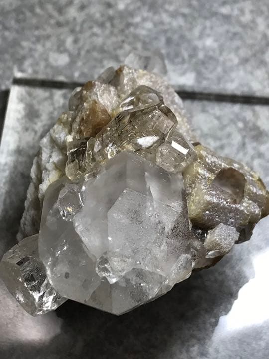 鉱物原石　トパーズonクォーツ原石　鉱物標本