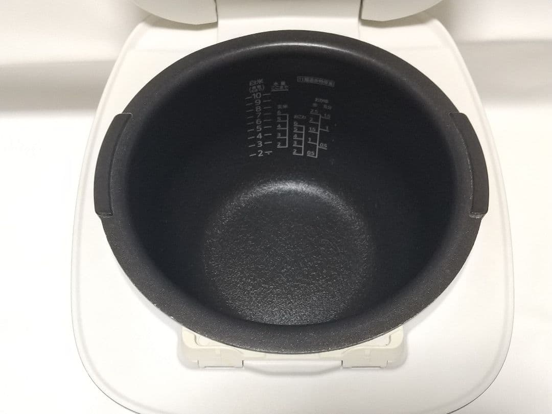 TIGER 圧力IH炊飯ジャー JPB-G182 無洗米対応 ホワイト