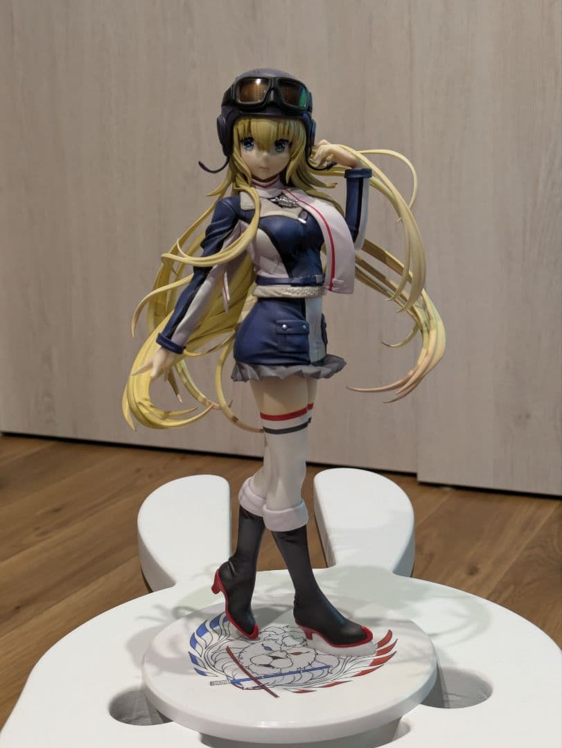 戦翼のシグルドリーヴァ クラウディア・ブラフォード 1/7フィギュア