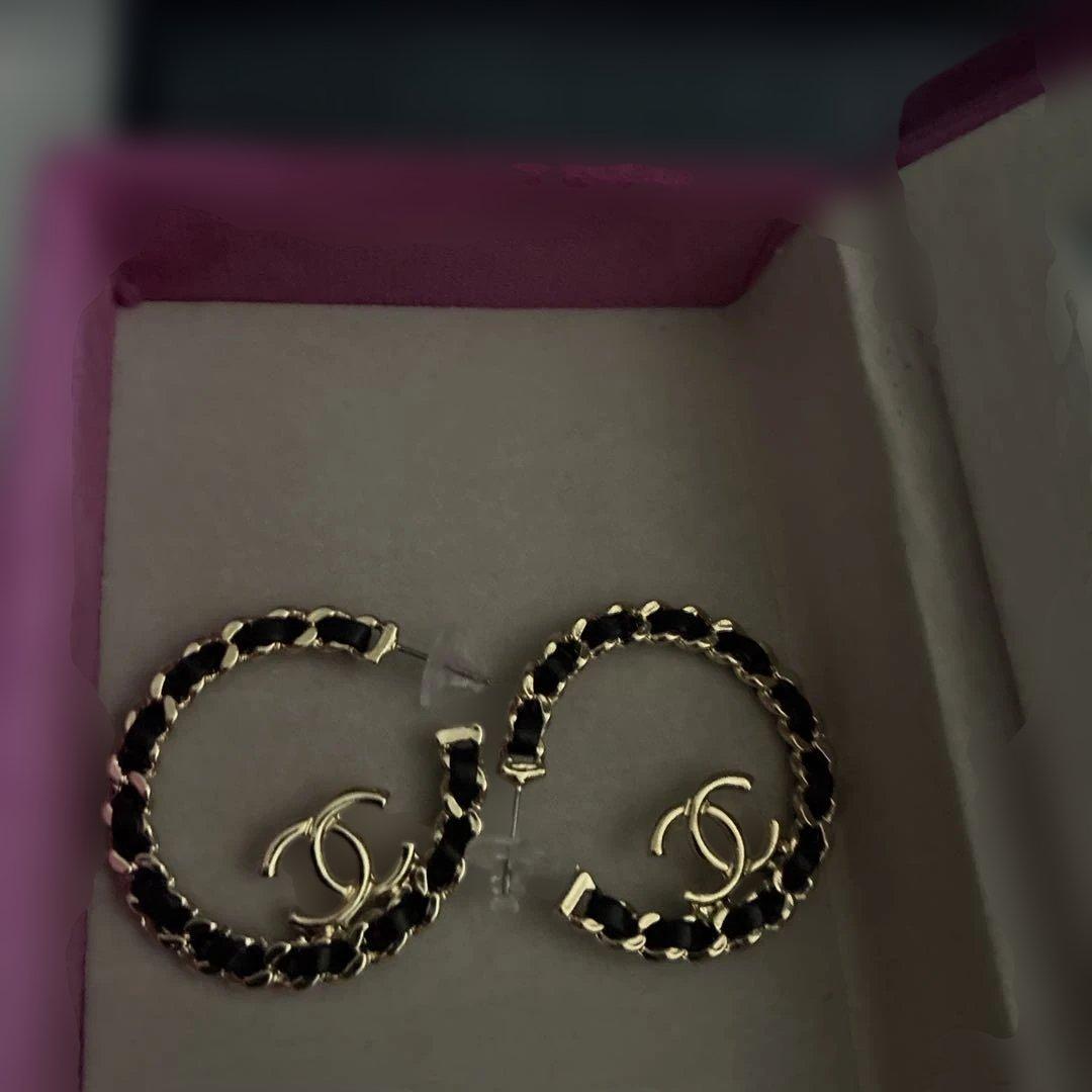 CHANEL☆☆☆バングル2色&ゴールドピアス4セット