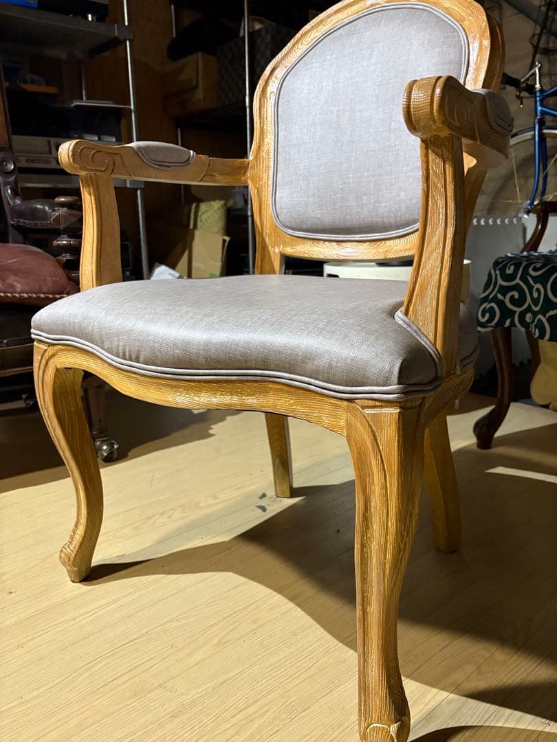 emez　シャビーシックなスタイリングチェア　ダイニング　店舗什器