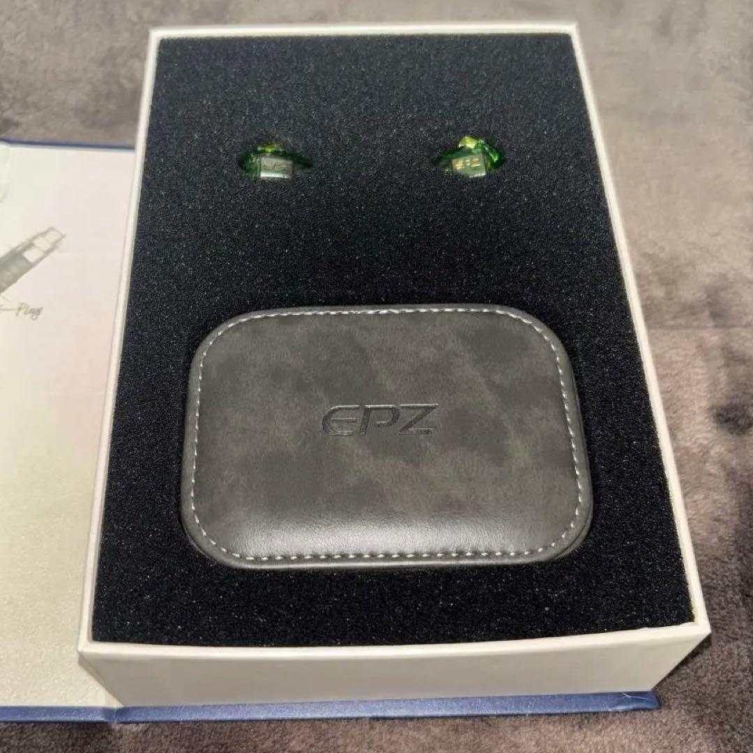 付属品完備　美品　EPZ 320 3BA MMCX リケーブル　有線　イヤホン