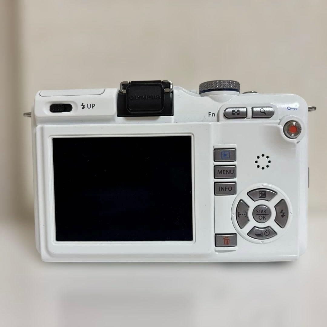【白熊】OLYMPUS オリンパス E-PL1S レンズセット