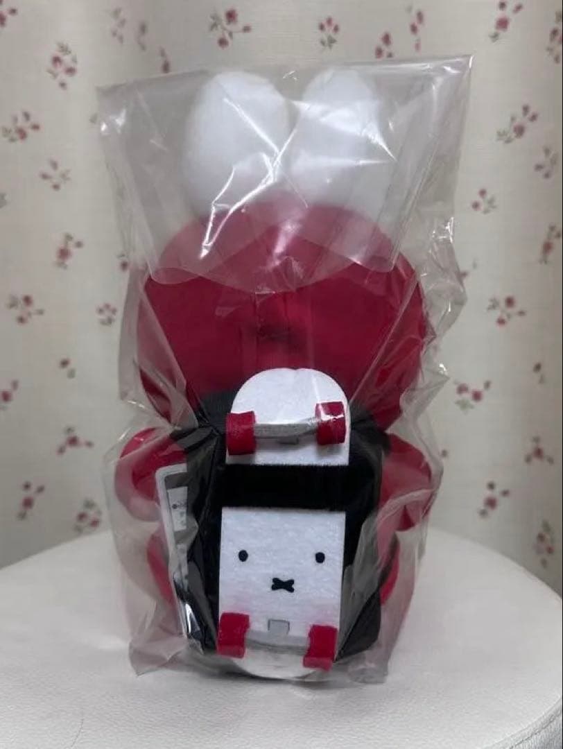 スケボー ミッフィー ぬいぐるみ